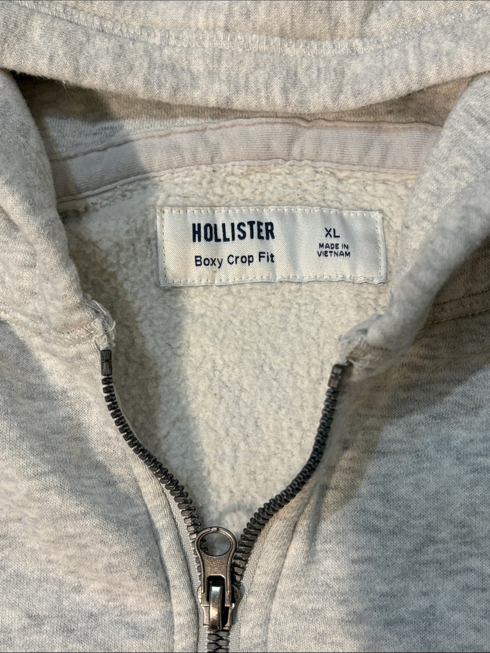 Hollister Light Heather Gray NY Zip-Up Hoodie Boxy Crop Fit - Picture 2 of 6